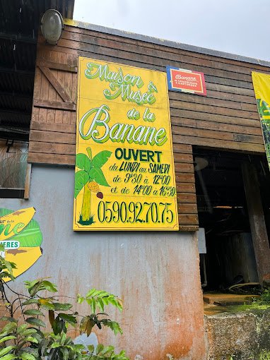 Maison de la banane entrée en guadeloupe
