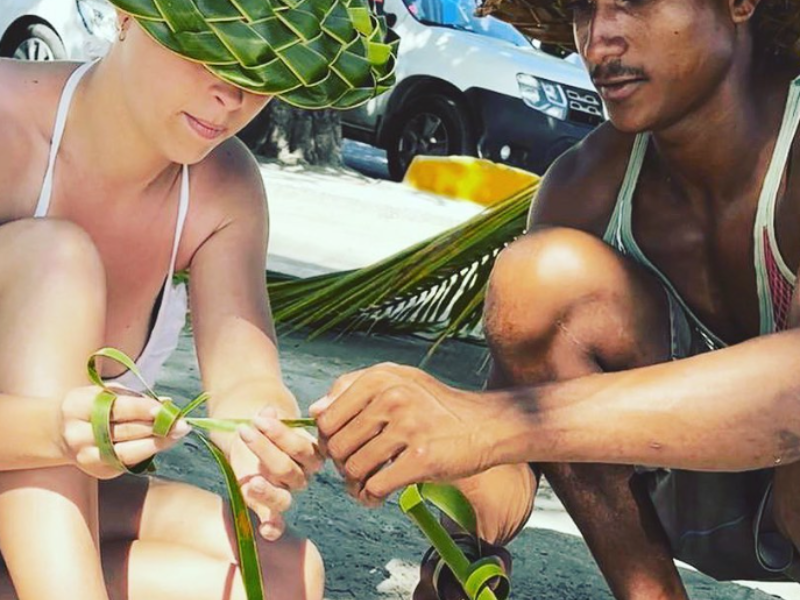 Atelier tressage de feuilles de cocotier guadeloupe