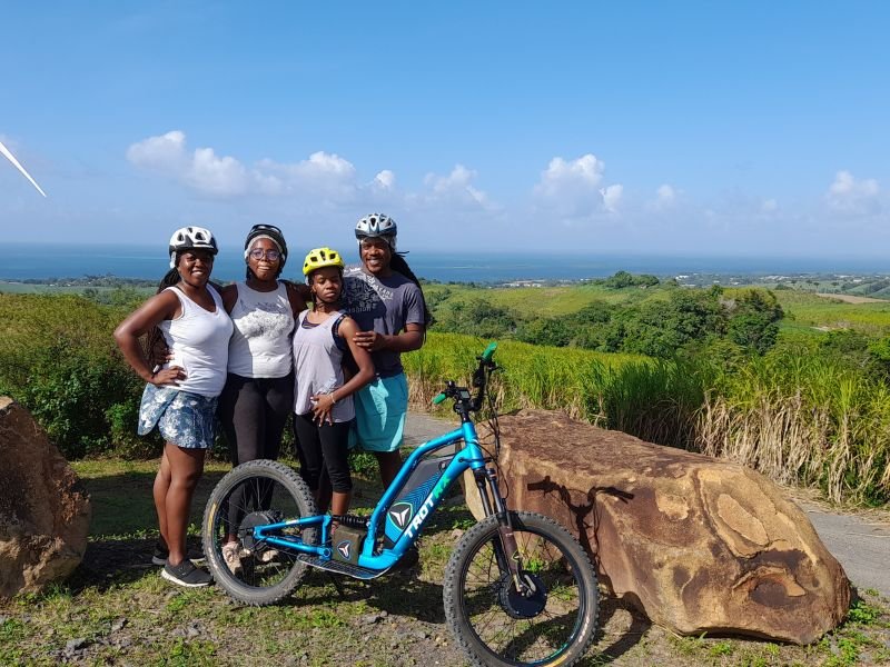 Randonnées en trottinettes électriques tout-terrain en Guadeloupe