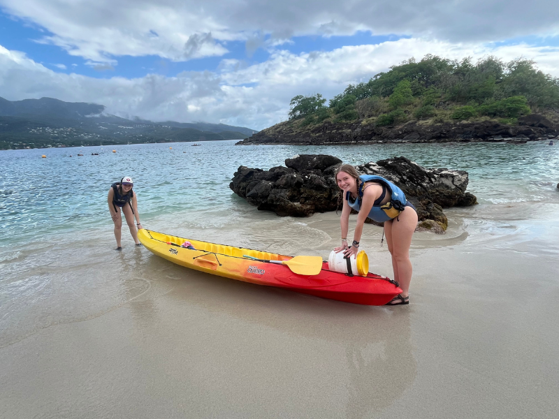 Explorez les Îlets Pigeon en kayak à Bouillante