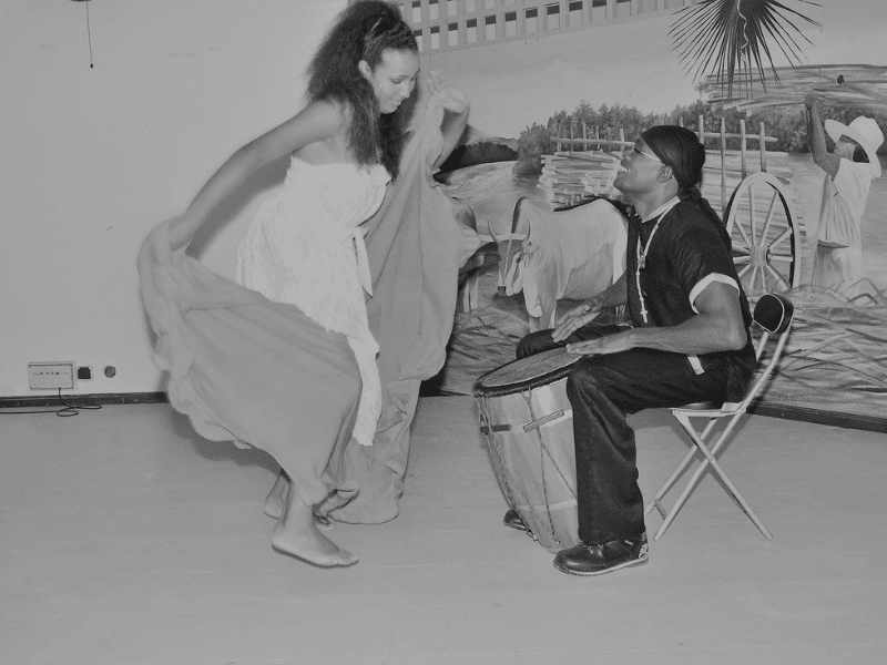 Cours de Gwoka en Guadeloupe à la Kaz à Gwoka