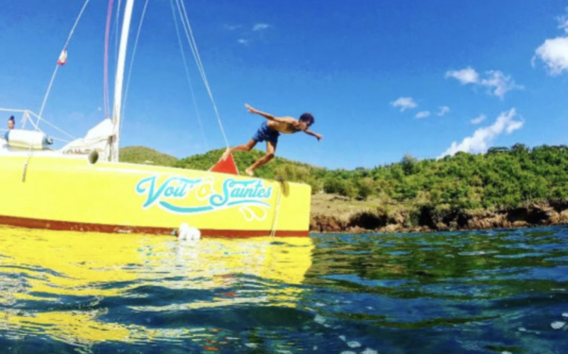 Journée aux Saintes en catamaran, pack découverte tout compris - Départ à Terre-de-Haut
