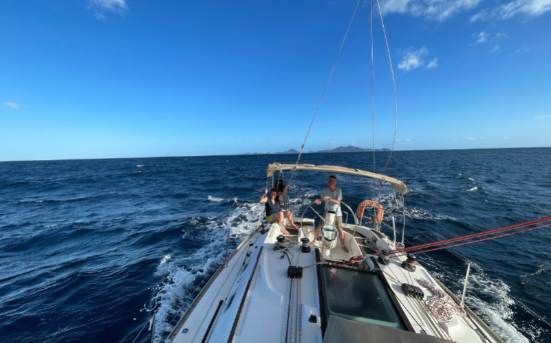 Excursion d'une journée à la voile aux Saintes - Depuis Gourbeyre