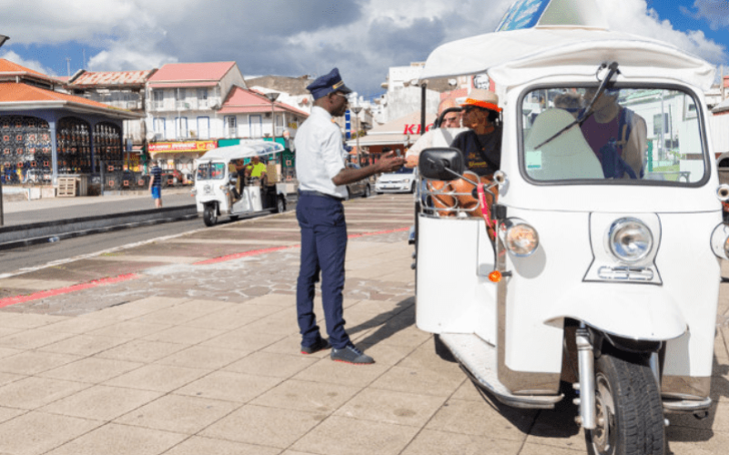 Visite guidée de pointe-à-pitre en tuk tuk
