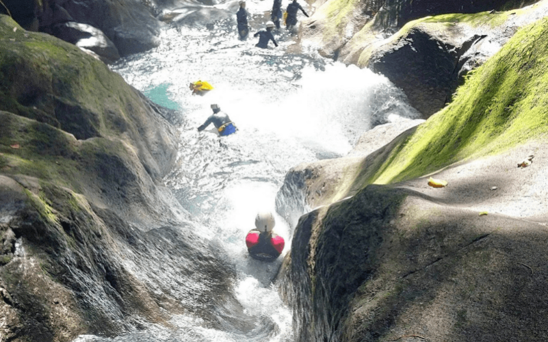 Canyoning intermediaire - Ravine Chaude - Gourbeyre