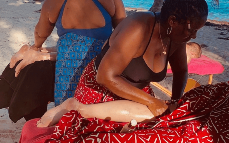 Massage sur la plage ou à la rivière en Guadeloupe