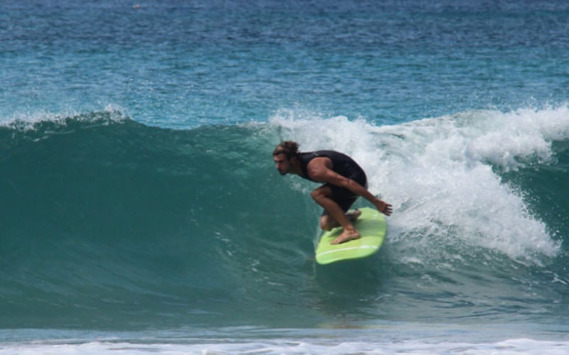 Cours de surf et de bodyboard à Port-Louis en Guadeloupe